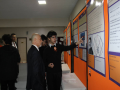 Evrensel Kolej